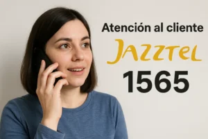 Mujer hablando con el teléfono de atención al cliente de Jazztel